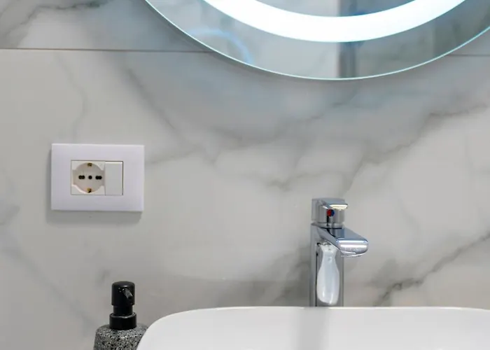 Class Elite Apartment